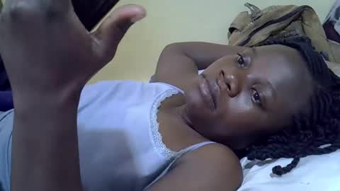 Snapshot of queen_darling3 chatting on 8, 11, 2025 Gentrix online show from 8, 11, 2025