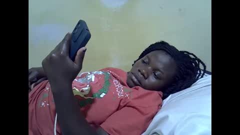 Snapshot of queen_darling3 chatting on 23, 11, 2025 Gentrix online show from 23, 11, 2025