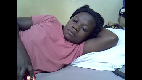 Snapshot of queen_darling3 chatting on 27, 11, 2025 Gentrix online show from 27, 11, 2025