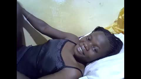 Snapshot of queen_darling3 chatting on 4, 12, 2025 Gentrix online show from 4, 12, 2025