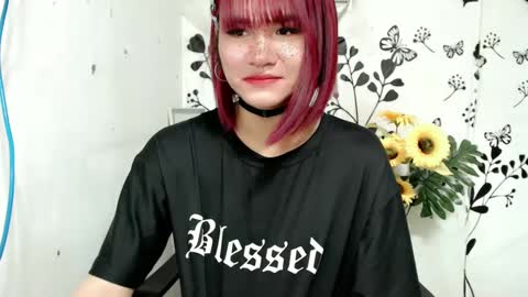 Snapshot of queen_elicktra chatting on 18, 12, 2024 JOY online show from 18, 12, 2024