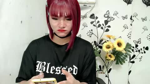Snapshot of queen_elicktra chatting on 21, 12, 2024 JOY online show from 21, 12, 2024