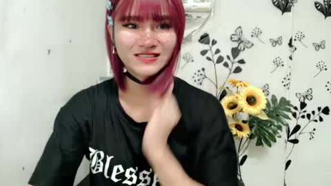 Snapshot of queen_elicktra chatting on 29, 12, 2024 JOY online show from 29, 12, 2024
