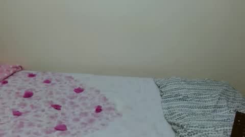 queen ema online show from 26, 10, 2025