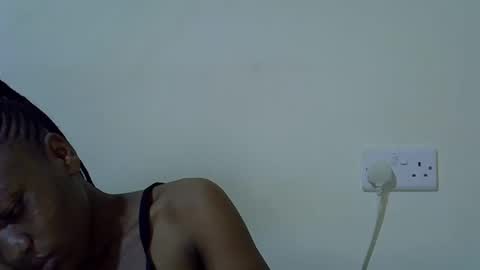 Snapshot of queen_fantacy chatting on 24, 2, 2026 queen_fantacy online show from 24, 2, 2026