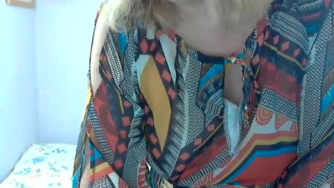 Snapshot of queen_jane8 chatting on 1, 8, 2026 queen_jane8 online show from 1, 8, 2026