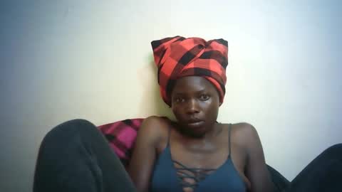 queen_joan online show from 4, 2, 2025