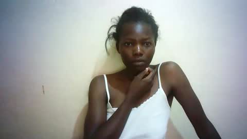 queen_joan online show from 28, 2, 2025