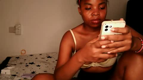 queen_joy123 online show from 22, 11, 2025