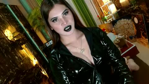 Snapshot of queen_kendalx19 chatting on 24, 6, 2026 Kendal online here from 6am-3pm philippine time online show from 24, 6, 2026