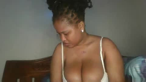 Snapshot of queen_kikih chatting on 28, 4, 2026 Queen kikih online show from 28, 4, 2026