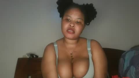 Snapshot of queen_kikih chatting on 28, 4, 2026 Queen kikih online show from 28, 4, 2026