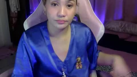 Snapshot of queen_kur chatting on 1, 2, 2025 QueenHennessy online show from 1, 2, 2025