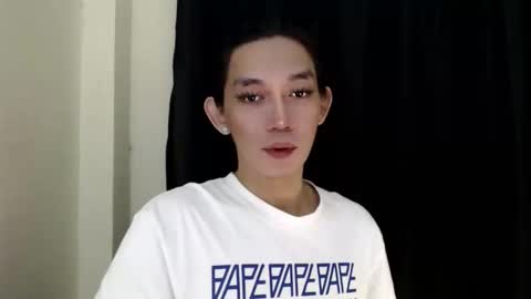 Snapshot of queen_lucifer chatting on 15, 12, 2025 Queen Lucifer online show from 15, 12, 2025