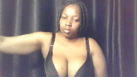 Snapshot of queen_melanine chatting on 17, 2, 2026 QUEEN online show from 17, 2, 2026