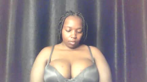 Snapshot of queen_melanine chatting on 2, 3, 2026 QUEEN online show from 2, 3, 2026