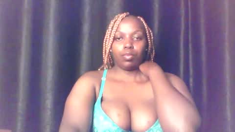 Snapshot of queen_melanine chatting on 1, 4, 2026 QUEEN online show from 1, 4, 2026