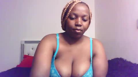 Snapshot of queen_melanine chatting on 9, 4, 2026 QUEEN online show from 9, 4, 2026