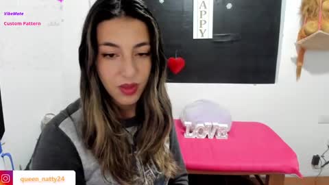 queen_natttyy online show from 19, 1, 2025