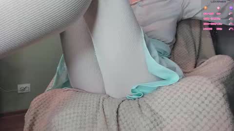 Snapshot of queen_nylon chatting on 25, 2, 2026 Carly online show from 25, 2, 2026