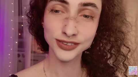 Snapshot of queen_of_tease chatting on 21, 6, 2026 queen_of_tease online show from 21, 6, 2026
