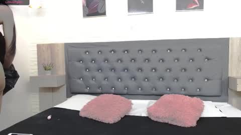 Queen Pocahontas online show from 17, 2, 2025