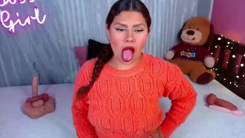 Snapshot of queenamazon_ chatting on 29, 6, 2026 Queenamazon online show from 29, 6, 2026