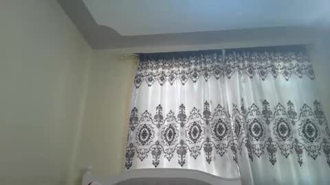 Snapshot of queenbeiby05 chatting on 17, 1, 2026 queen online show from 17, 1, 2026