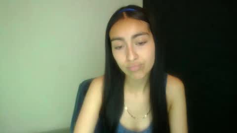 Snapshot of queenbyte_18 chatting on 25, 11, 2025 queenbyte_18 online show from 25, 11, 2025