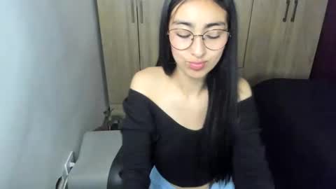 queenbyte_18 online show from 19, 2, 2026