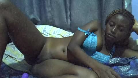Snapshot of queendivabloom chatting on 22, 7, 2026 Diva online show from 22, 7, 2026