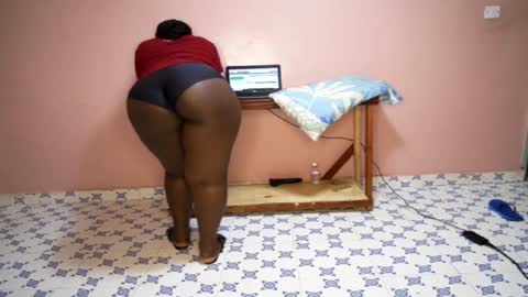 Snapshot of queenkiah chatting on 15, 2, 2025 Nina online show from 15, 2, 2025