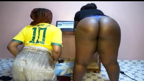Snapshot of queenkiah chatting on 21, 2, 2025 Nina online show from 21, 2, 2025
