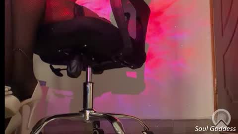 queenmaheliya online show from 14, 12, 2025