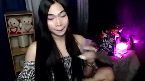 Snapshot of queenofcum169xx chatting on 29, 4, 2026 Mikka online show from 29, 4, 2026