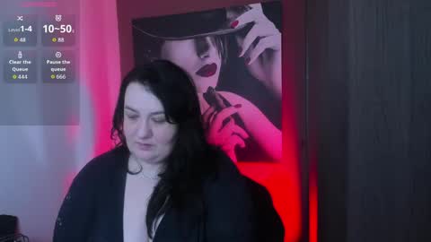 Snapshot of queenofhaze chatting on 25, 5, 2026 you may simply address Me with Your Grace online show from 25, 5, 2026