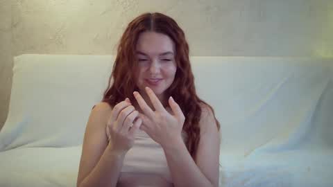 Snapshot of queenofmodels chatting on 20, 1, 2025 QueenOfModels online show from 20, 1, 2025