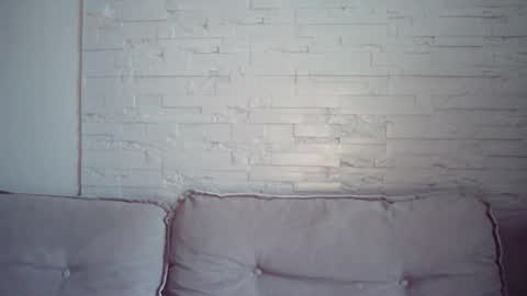 QueenOfModels online show from 17, 1, 2026