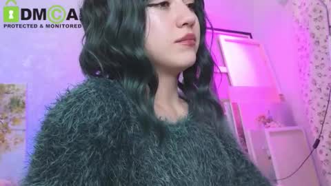 Snapshot of queenofwandss chatting on 29, 10, 2025 follow my new insta online show from 29, 10, 2025