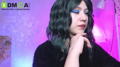 Snapshot of queenofwandss chatting on 11, 11, 2025 follow my new insta online show from 11, 11, 2025