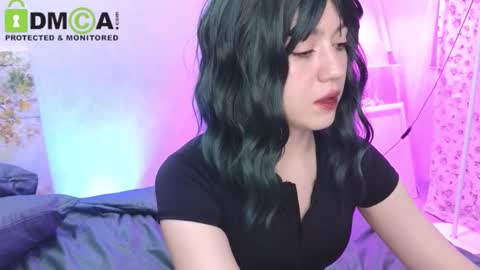 Snapshot of queenofwandss chatting on 18, 11, 2025 follow my new insta online show from 18, 11, 2025