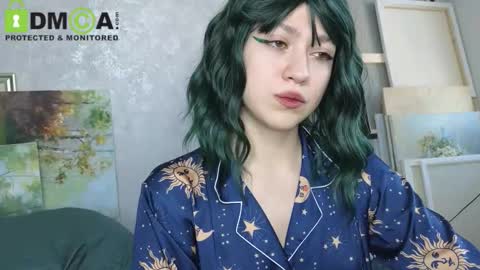 Snapshot of queenofwandss chatting on 20, 11, 2025 follow my new insta online show from 20, 11, 2025