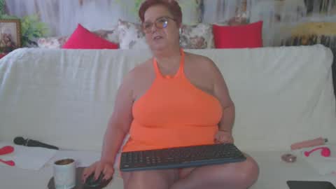 QueenPammy online show from 5, 2, 2025