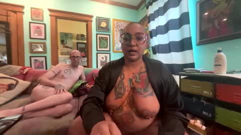 Queen Hilarity online show from 18, 3, 2026