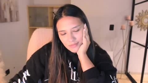 Snapshot of queenv66 chatting on 9, 1, 2025 Val - online show from 9, 1, 2025