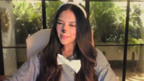 Snapshot of queenv66 chatting on 1, 11, 2025 Val - online show from 1, 11, 2025