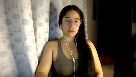 Snapshot of queenvictoria2023 chatting on 28, 6, 2026 Paola online show from 28, 6, 2026
