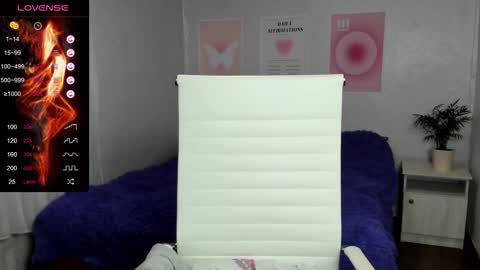 Anna online show from 14, 10, 2025