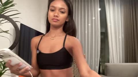 quelc538 online show from 11, 4, 2026