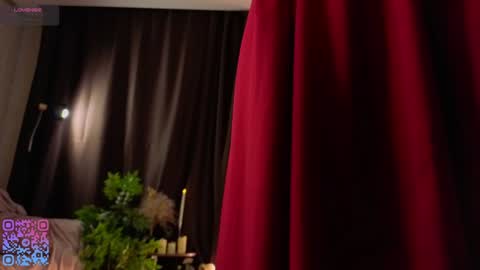 Teri  My favorite vibes 77 101 222 666 online show from 16, 12, 2025